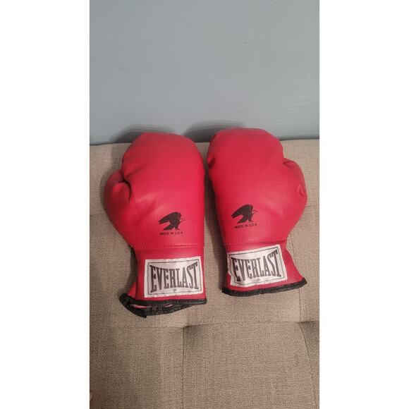 Vintage Everlast 9oz Boxing Gloves Red – Made in U.S.A. Eagle Stamp –... - Picture 1 of 5